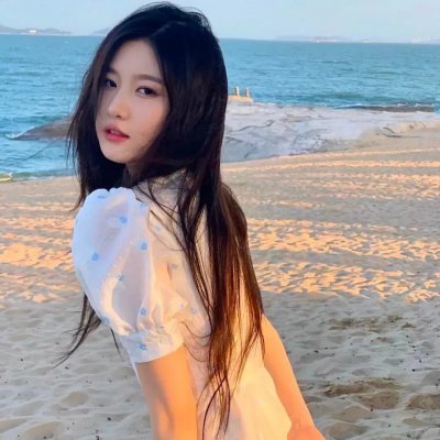 麻雀岂能栖梧桐